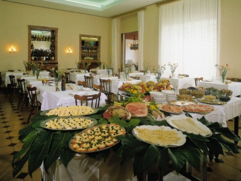 Hotel Eden Sanremo Bagian luar foto