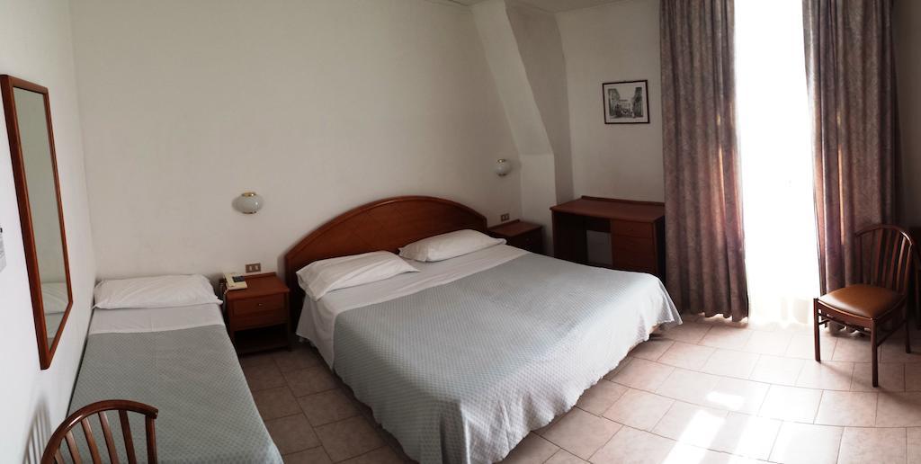 Hotel Eden Sanremo Ruang foto