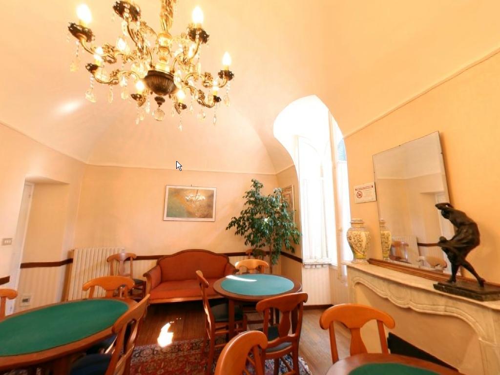 Hotel Eden Sanremo Bagian luar foto